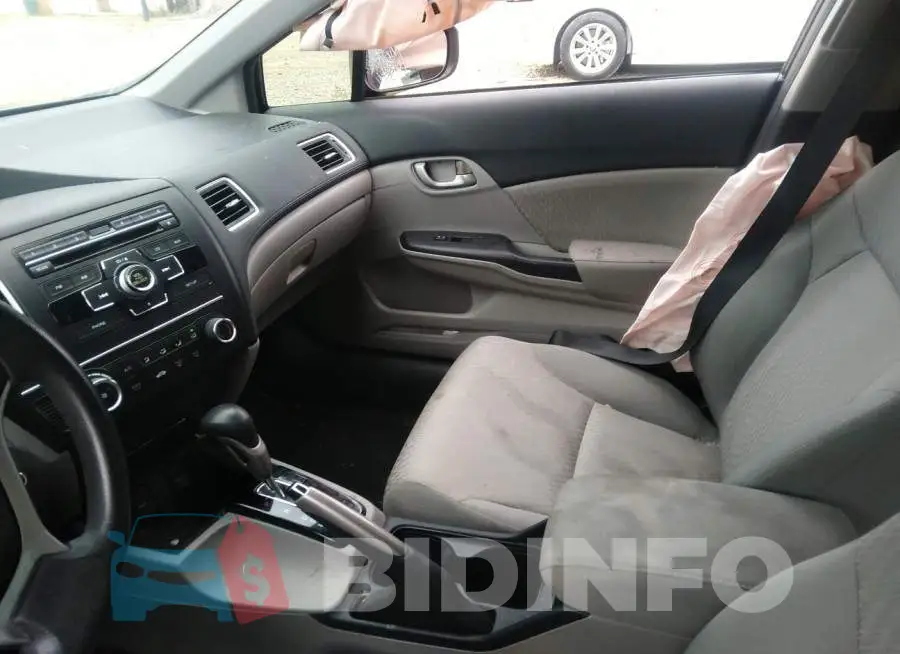 19XFB2F59FE000369 Photo# 5