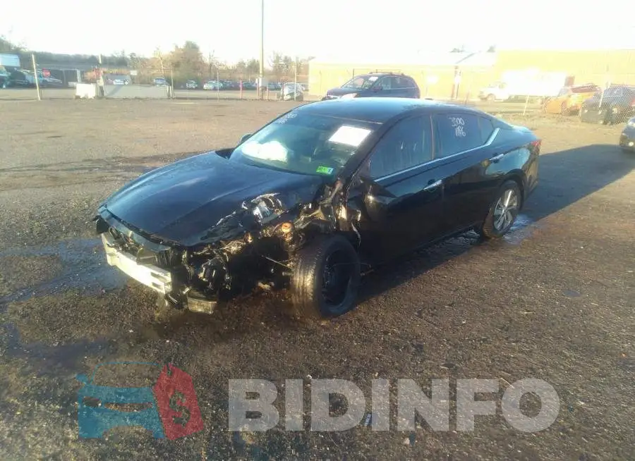 1N4BL4BV2KC142776 Photo# 2
