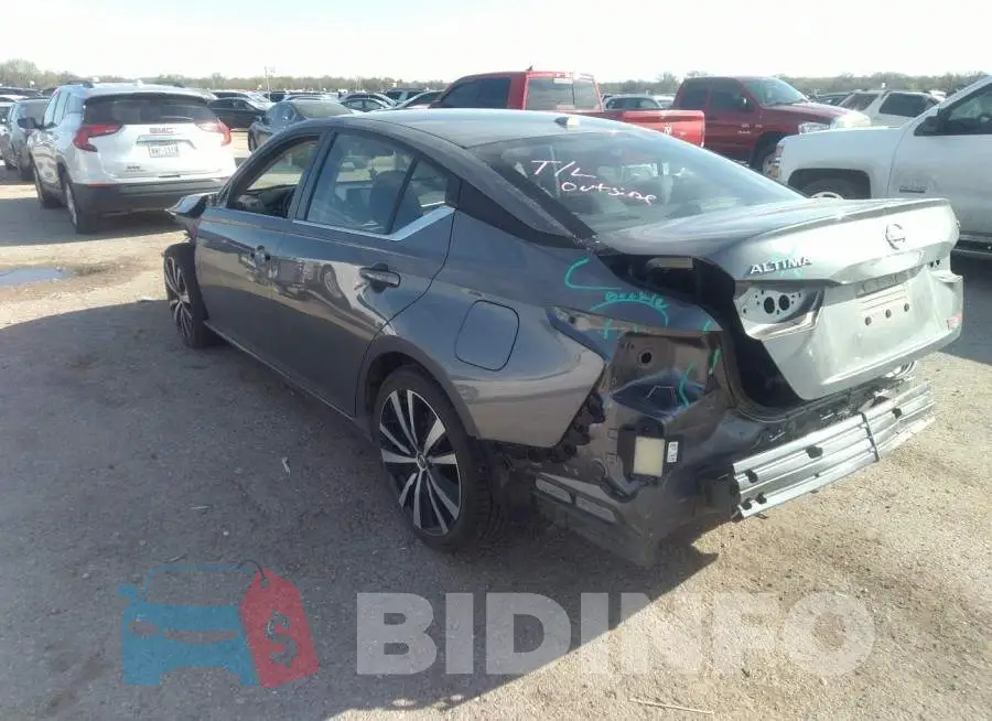 1N4BL4CV1KC185861 Photo# 3