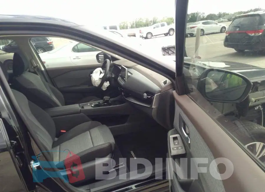 5N1BT3BA3PC686952 Photo# 5