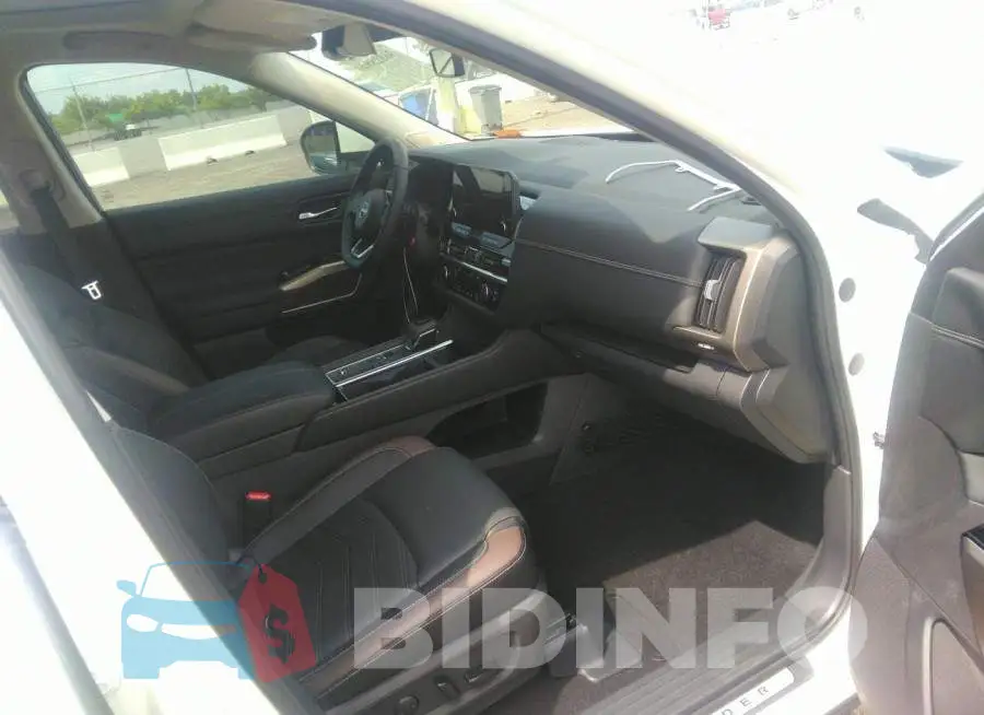 5N1DR3DG9PC234996 Photo# 5