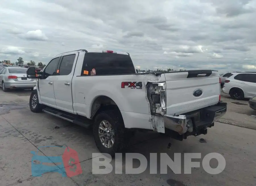 1FT7W2B67JEB59175 Photo# 3