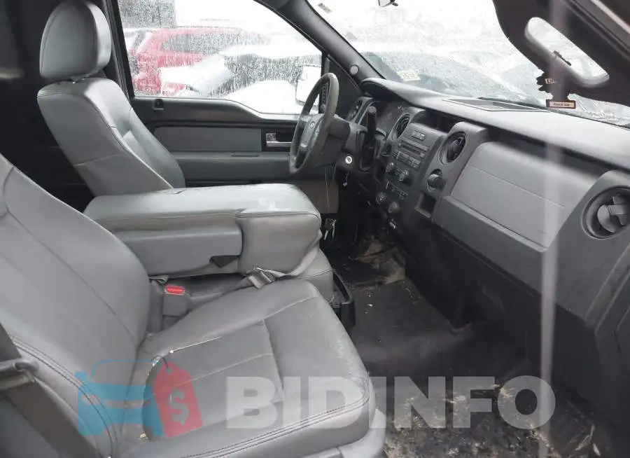 1FTNF1CT7EKD27815 Photo# 8