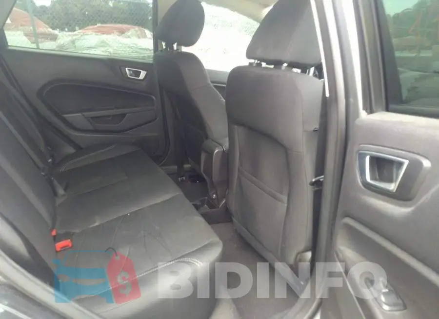 3FADP4BJXFM190718 Photo# 8