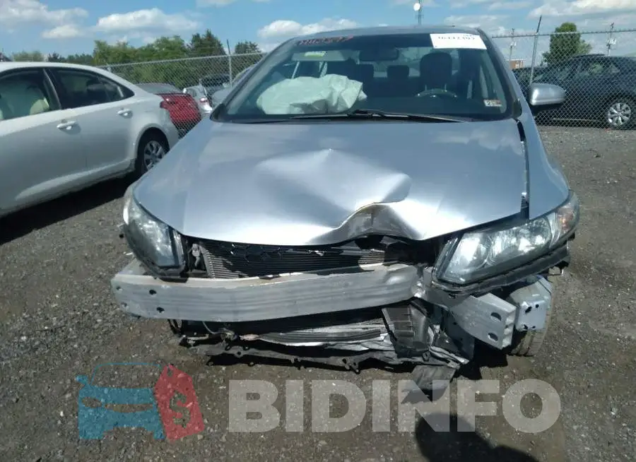 19XFB2F83EE217506 Photo# 6