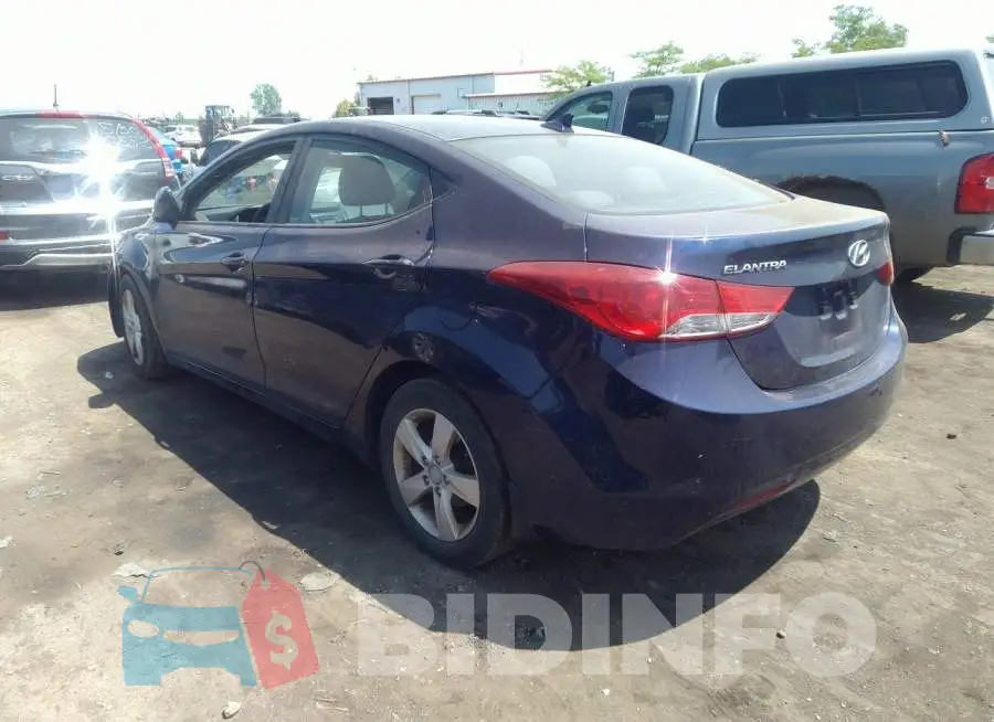 5NPDH4AE5DH195372 Photo# 3