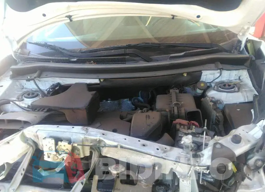 JA4AD3A33JZ020110 Photo# 10