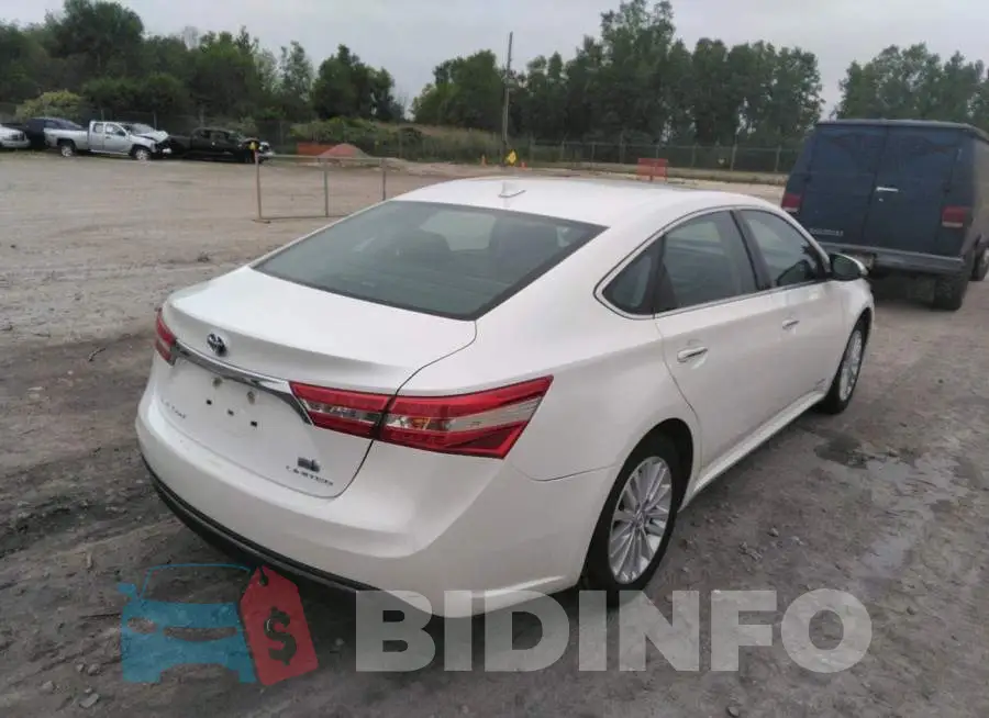 4T1BD1EB8FU043477 Photo# 4