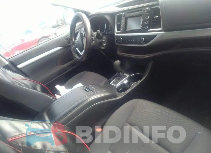 5TDZZRFH1JS258315 Photo# 5