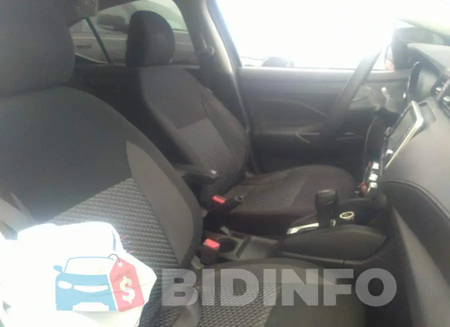 3N1CN8DVXLL807834 Photo# 5