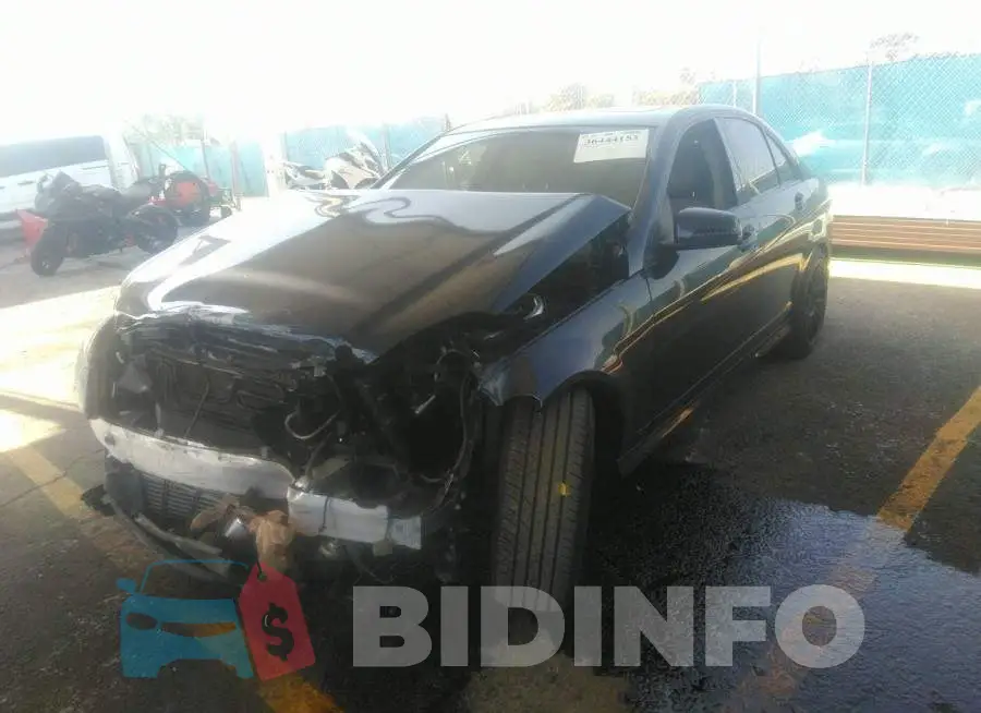 WDDGF4HB5DR299745 Photo# 2