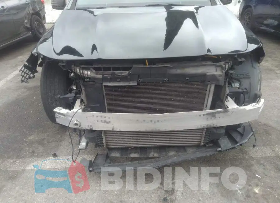 WDDSJ4EB2JN503983 Photo# 6