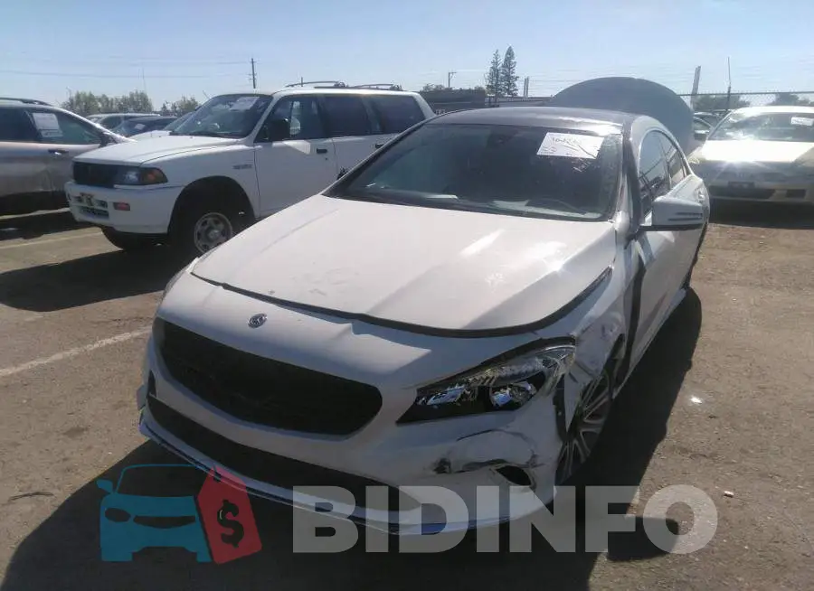WDDSJ4EB2JN576058 Photo# 6