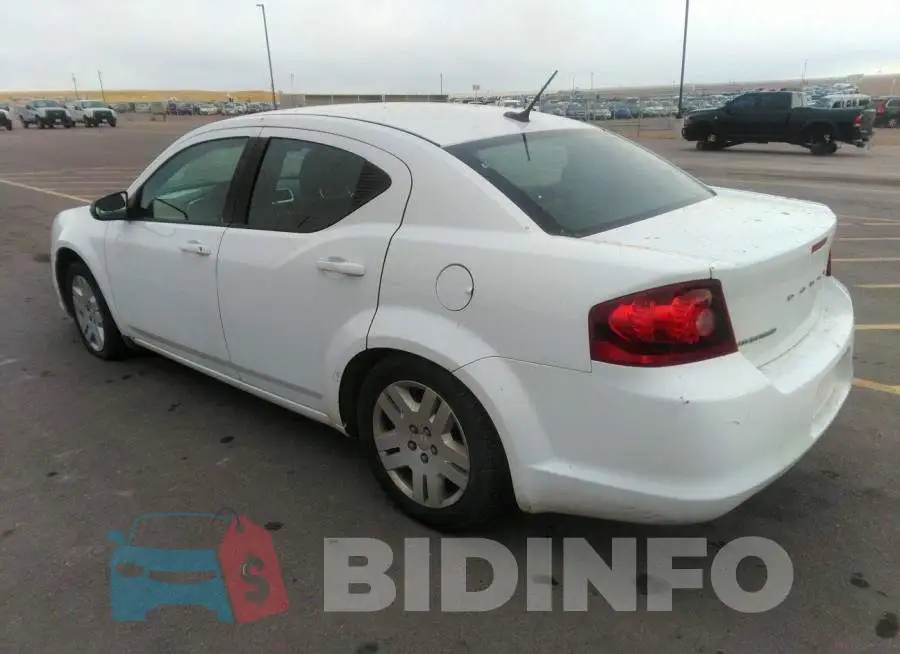 1C3CDZAB4DN567833 Photo# 3