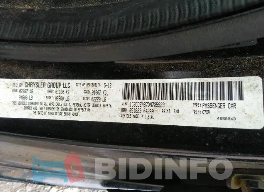1C3CDZAB7DN725923 Photo# 9