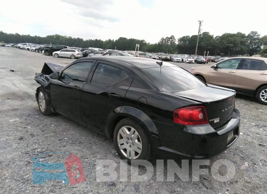 1C3CDZAB7DN725923 Photo# 3