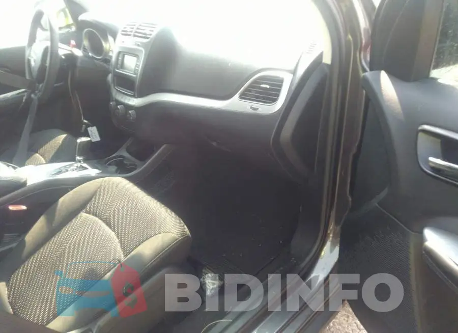 3C4PDCAB8LT280858 Photo# 5