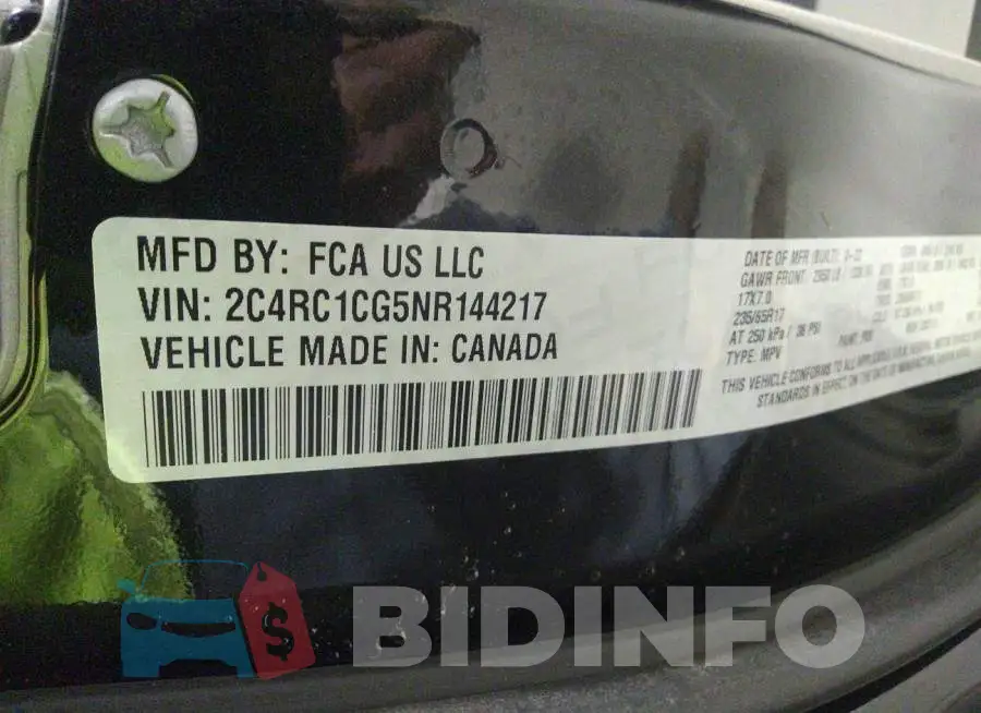 2C4RC1CG5NR144217 Photo# 9
