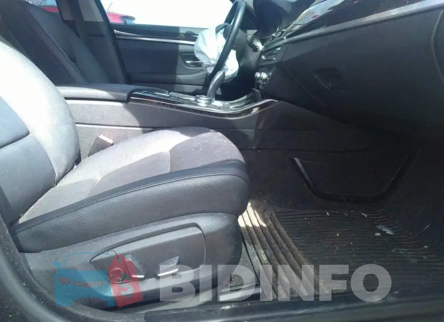 WBA5A7C53FD620603 Photo# 5