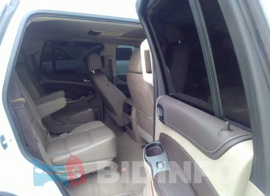 1GNSCCKC1KR370243 Photo# 8