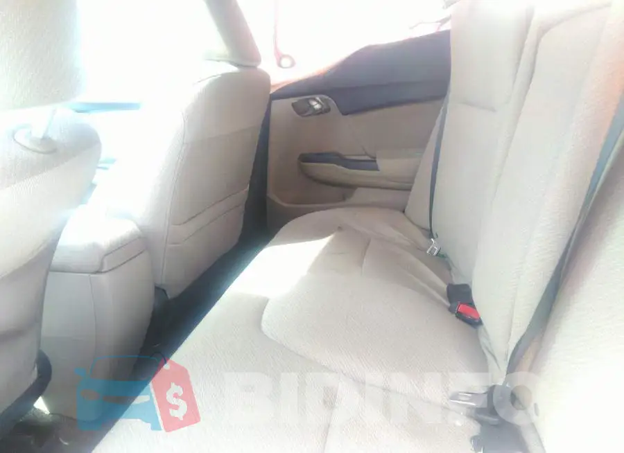 19XFB2F83DE058078 Photo# 8