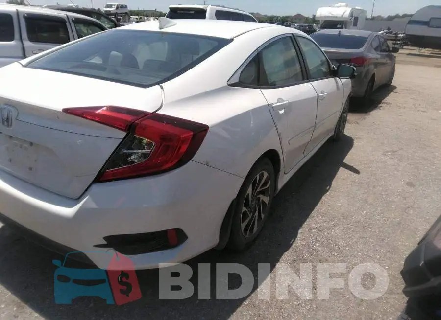 19XFC2F74HE016352 Photo# 4