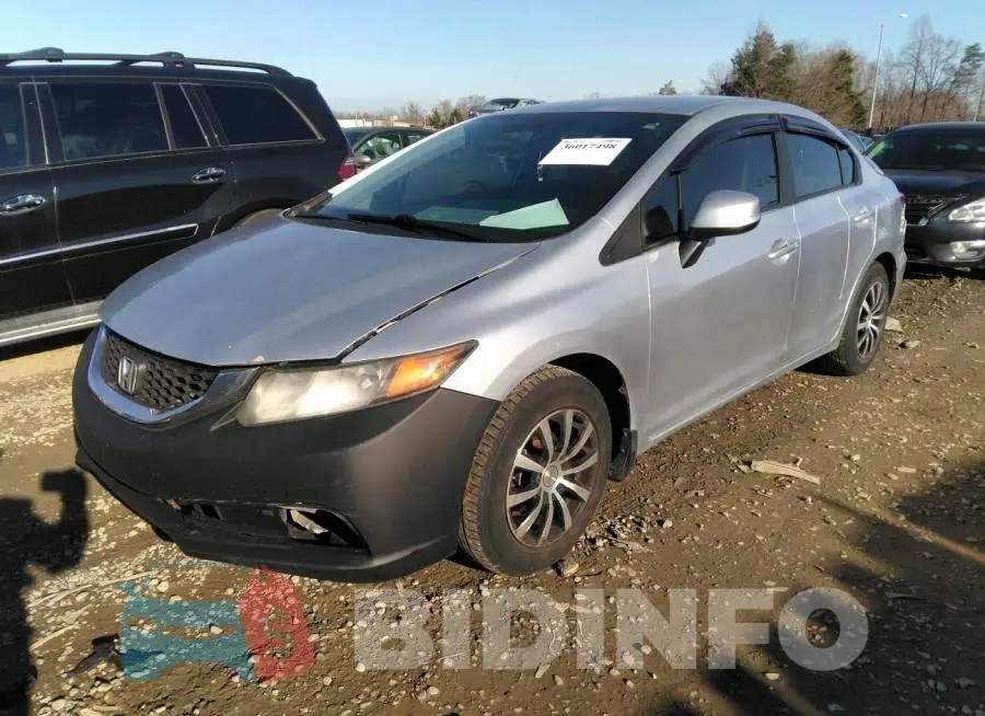 2HGFB2F57DH550379 Photo# 2