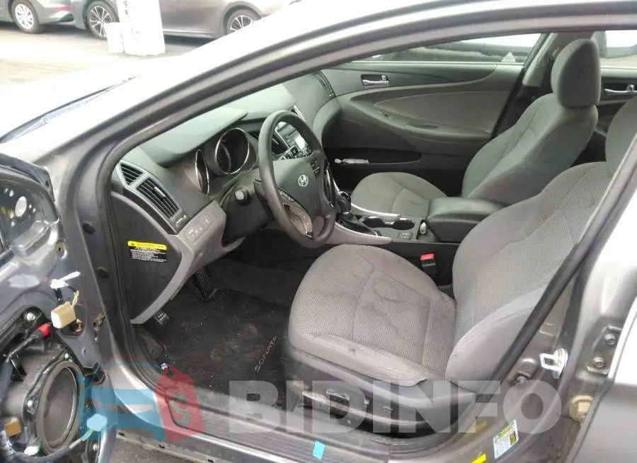 5NPEB4AC4DH653021 Photo# 5