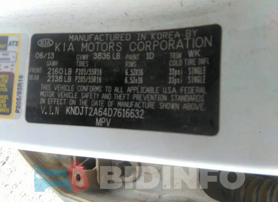 KNDJT2A64D7616632 Photo# 9