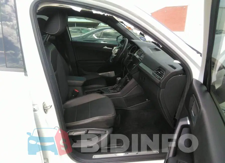 3VV3B7AX6MM016512 Photo# 5