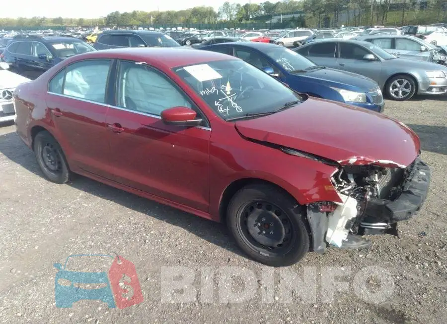 3VW2B7AJ7HM229770 Photo# 1