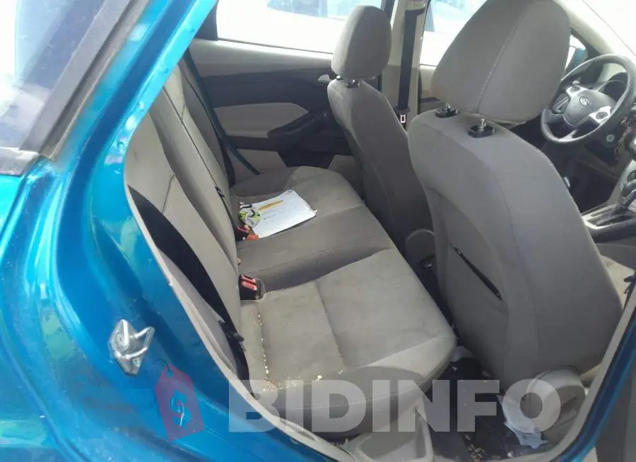 1FADP3F25EL381587 Photo# 8