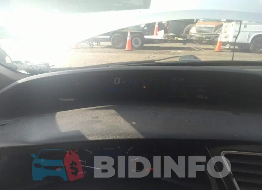 19XFB2F83DE290115 Photo# 7
