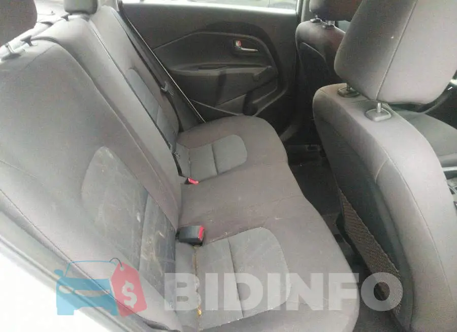 KNADM4A30E6417948 Photo# 8
