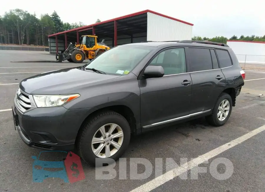 5TDBK3EHXDS218436 Photo# 2