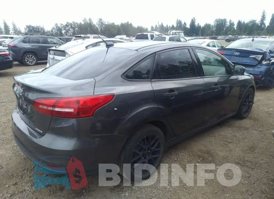 1FADP3E24FL281421 Photo# 4