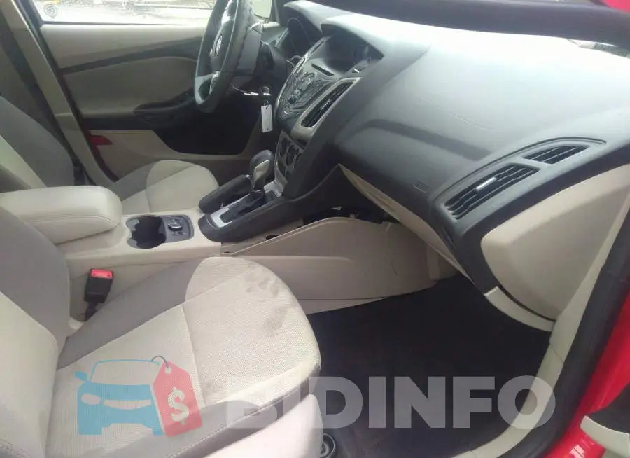 1FADP3F21EL461243 Photo# 5