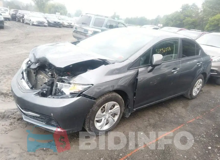 19XFB2E57DE057247 Photo# 2