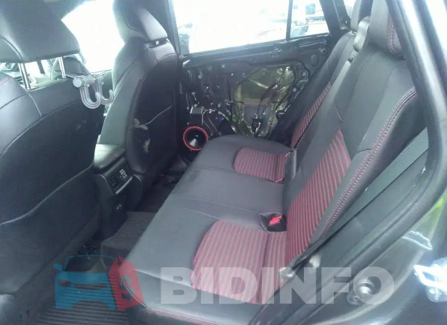 JTMEB3FV6PD111353 Photo# 8