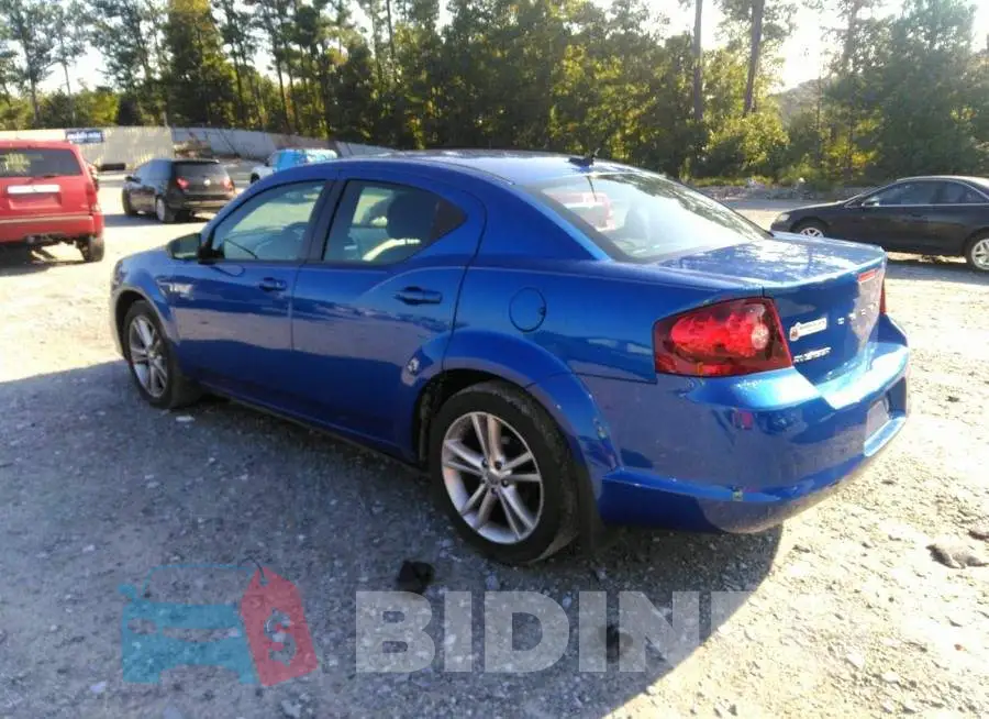 1C3CDZAB7DN658367 Photo# 3