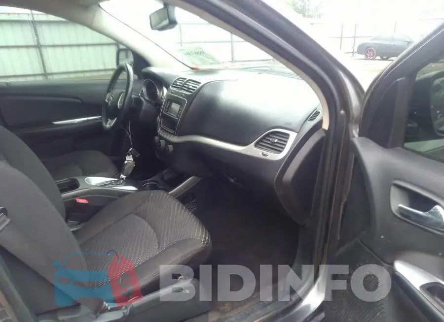 3C4PDCBG3HT516835 Photo# 5