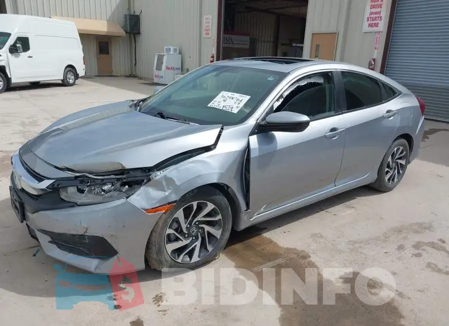 19XFC2F70GE081813 Photo# 2