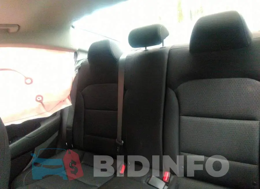 5NPD84LF8JH333472 Photo# 8