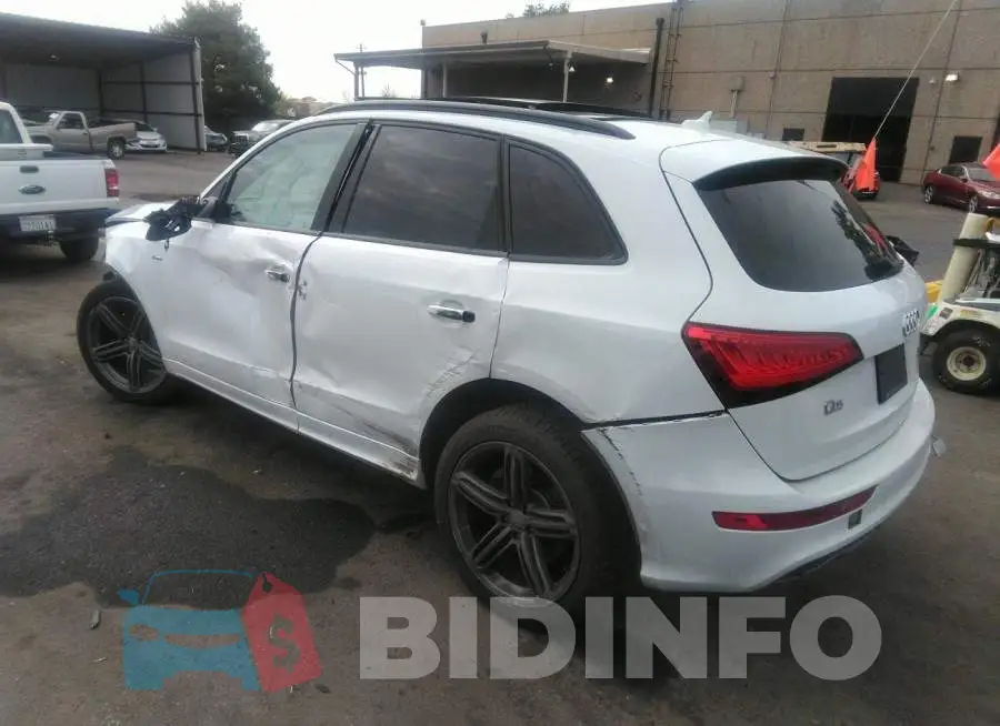 WA1DMBFP0EA125744 Photo# 3