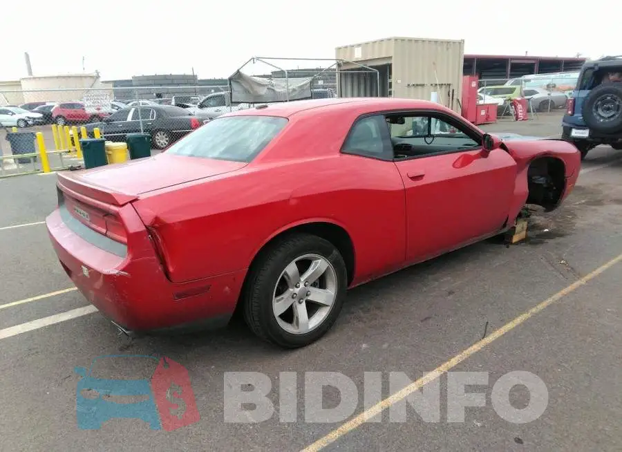 2C3CDYBT8DH609057 Photo# 4