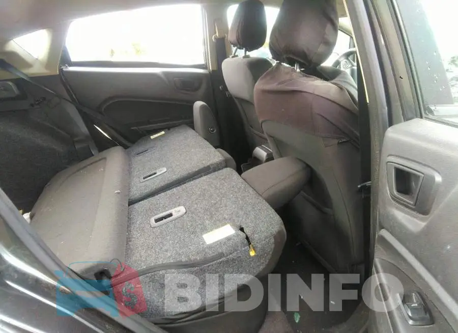 3FADP4EJ4HM150570 Photo# 8