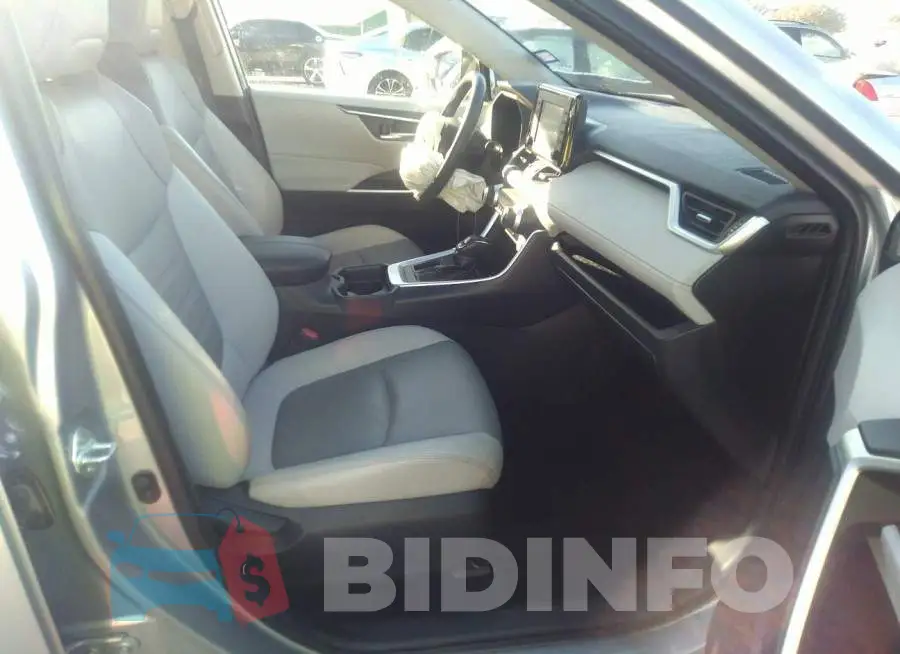 JTMC1RFV8KD042316 Photo# 5