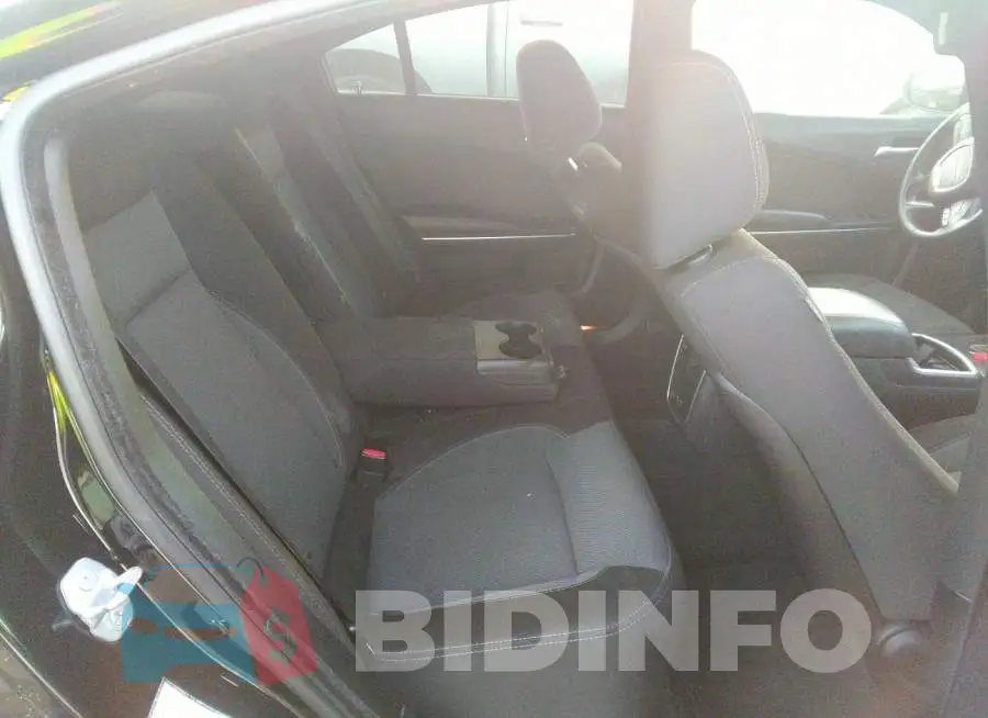 2C3CDXBG1FH812419 Photo# 8