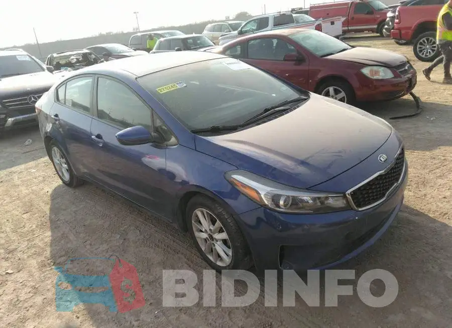 3KPFL4A78HE032895 Photo# 1