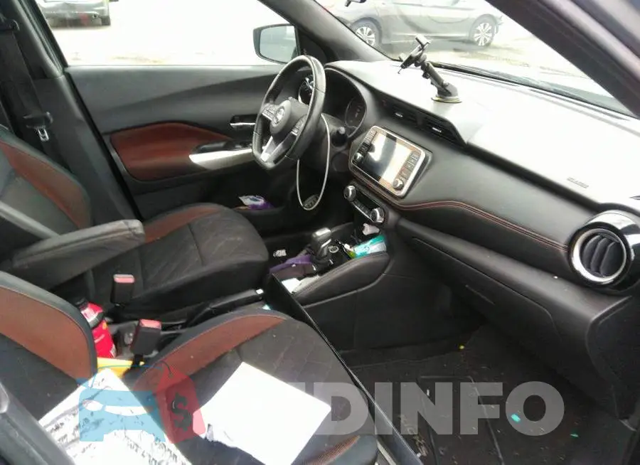 3N1CP5CU0JL524017 Photo# 5